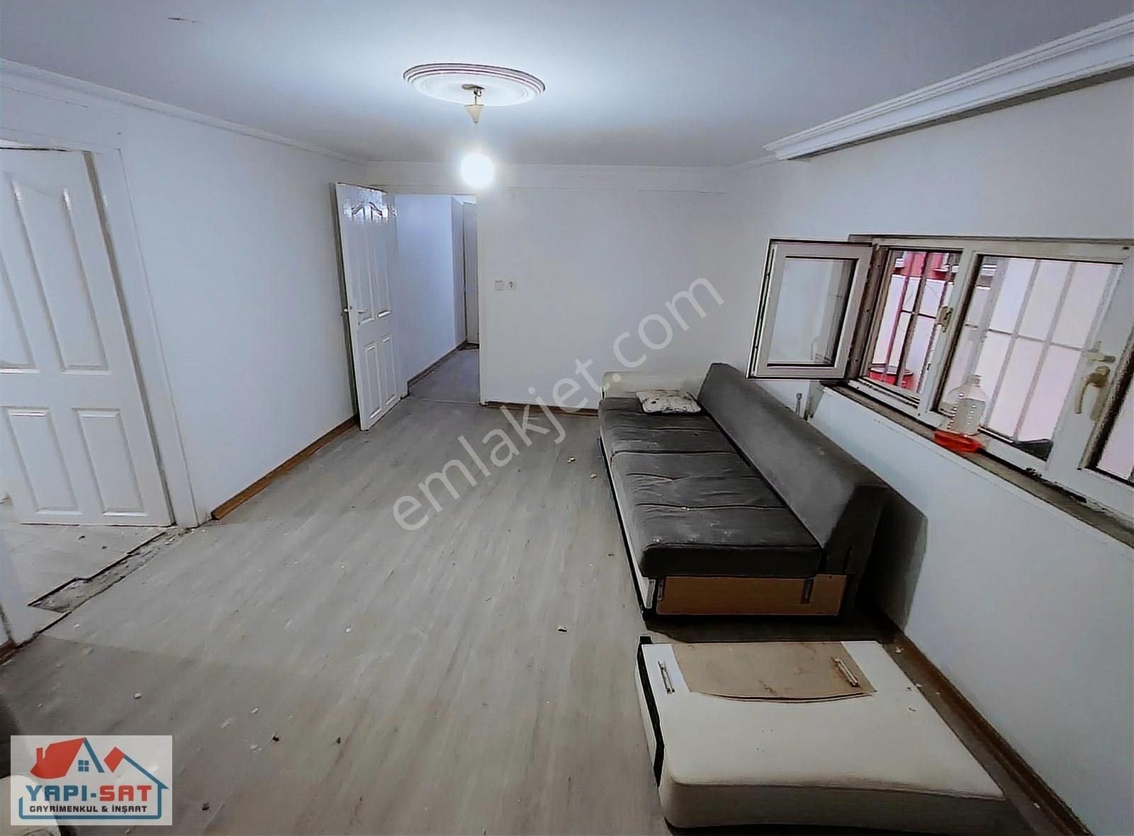 Esenler Fatih Kiralık Daire Üçyüzlü Metro Yakın 17 Senelik Bodrum 2+1 85m Kiralık█yapısat█