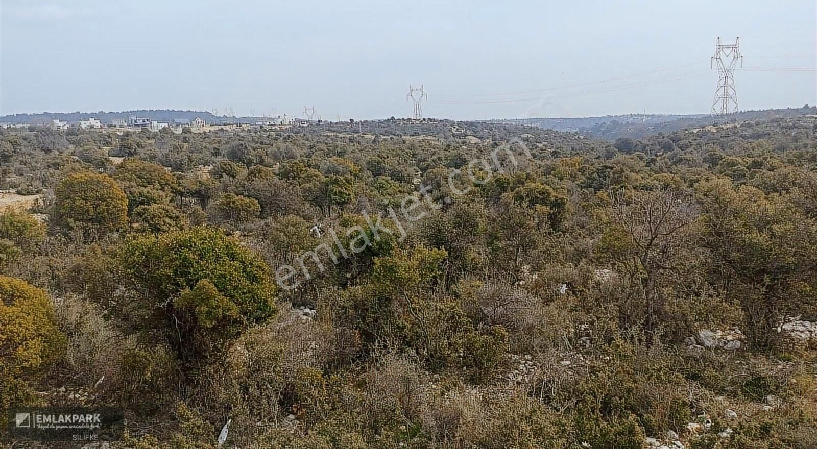 Silifke Yenibahçe Satılık Konut İmarlı Emlakparkdan Silifke Meydan Yenibahçede Satılık Arsa