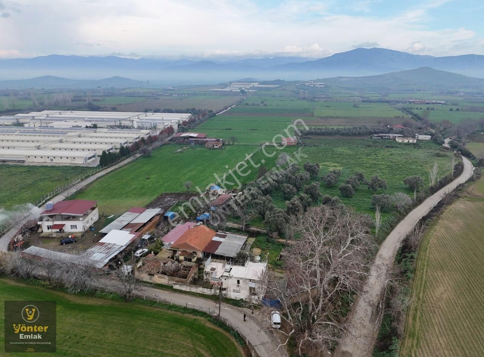 Yönter Emlaktan Tireye 3 Km Mesafede Satılık Çiftlik - Görsel 15