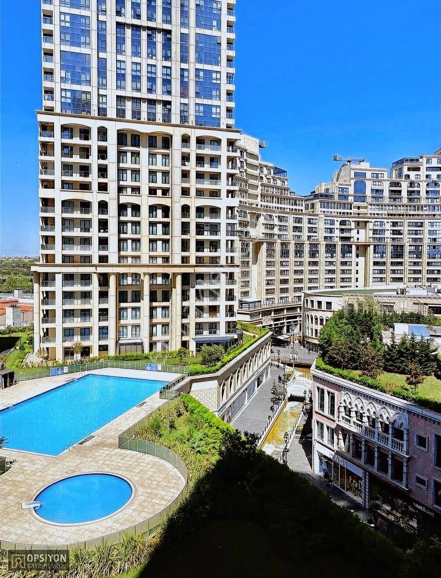 Gaziosmanpaşa Karadeniz Satılık Residence Viaport Venezia' Da 1+1 Yüksek Kat Şehir Manzara Satılık Daire