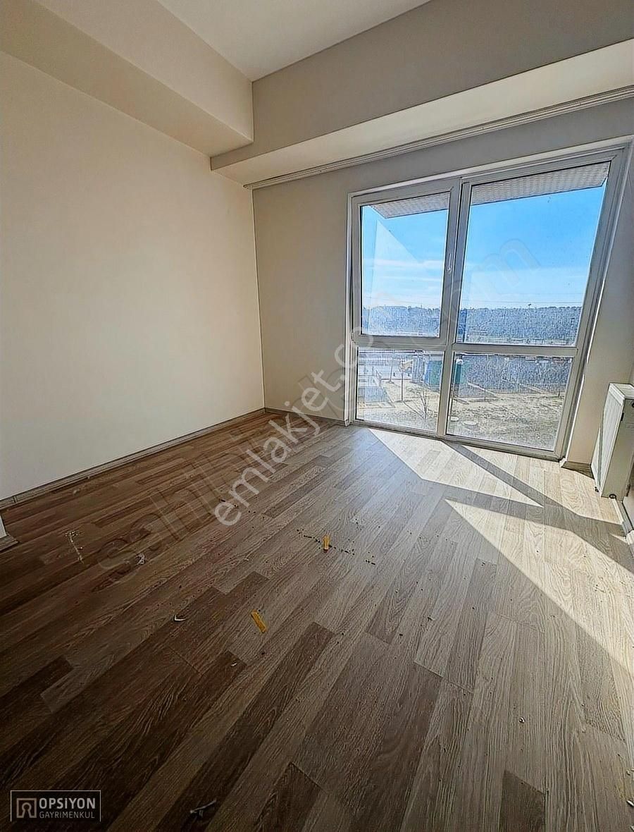 İstanbul Gaziosmanpaşa Kiralık Residence Venezia' Da 2+1 Boş Oturuma Hazır Kiralık Home Office