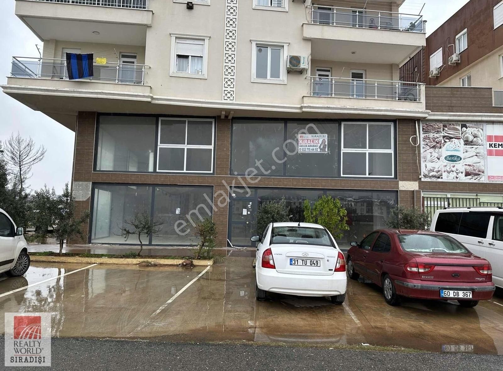 Kepez Hüsnü Karakaş Kiralık Dükkan & Mağaza Kepez Köşe Başı 1.000 M2 Tabela Değeri Yüksek Kiralık Dükkan