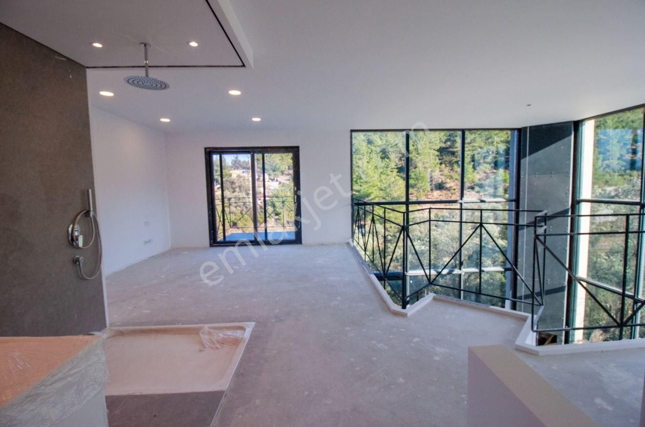 Milas Kısırlar'da 5+2 Lüx Villa (1000 M2 Arazi) - Görsel 17