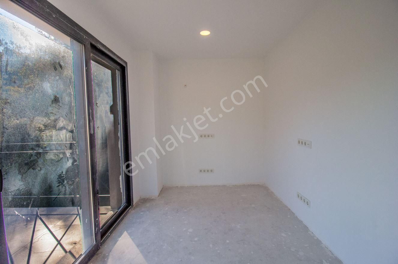 Milas Kısırlar'da 5+2 Lüx Villa (1000 M2 Arazi) - Görsel 18