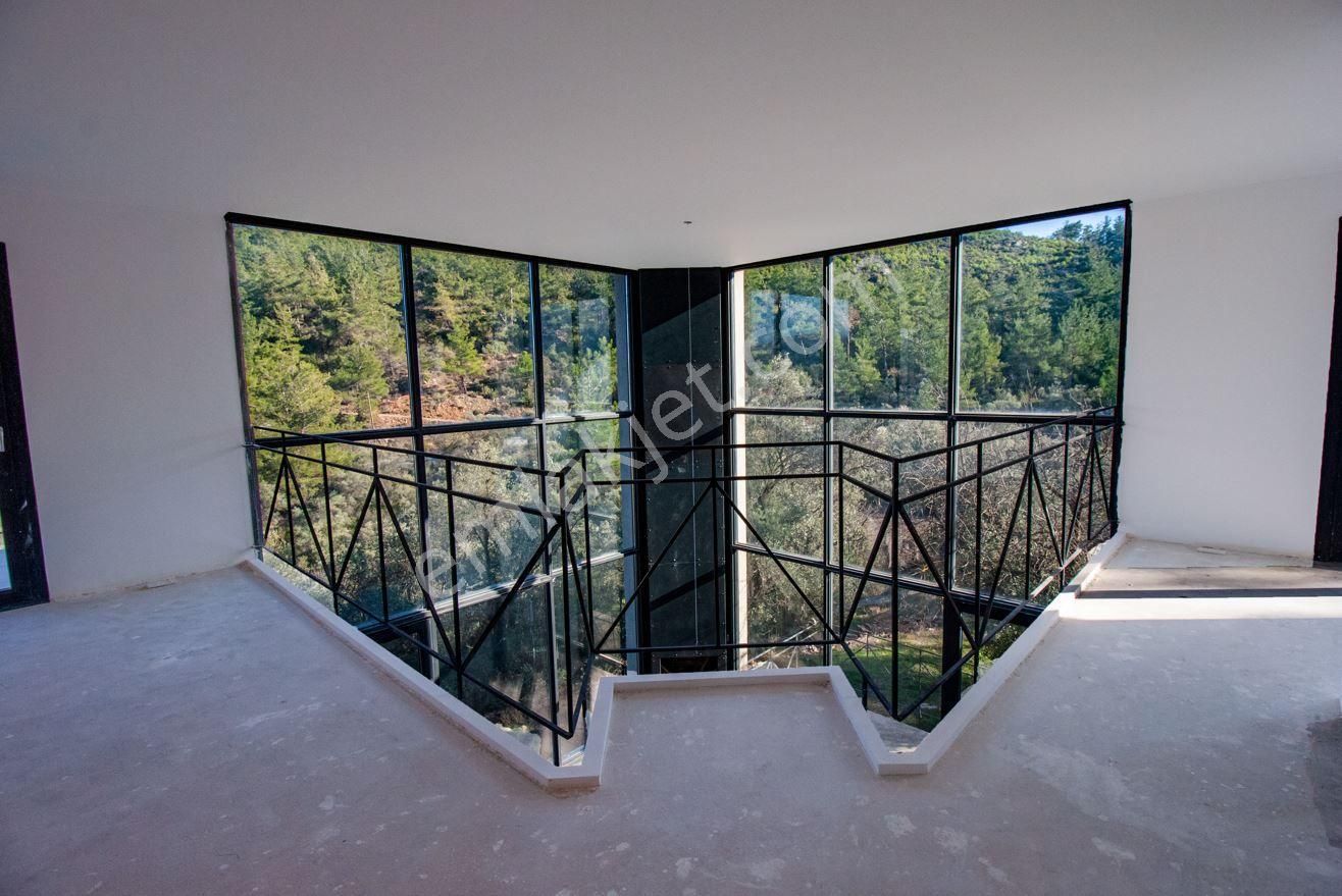 Milas Kısırlar'da 5+2 Lüx Villa (1000 M2 Arazi) - Görsel 13