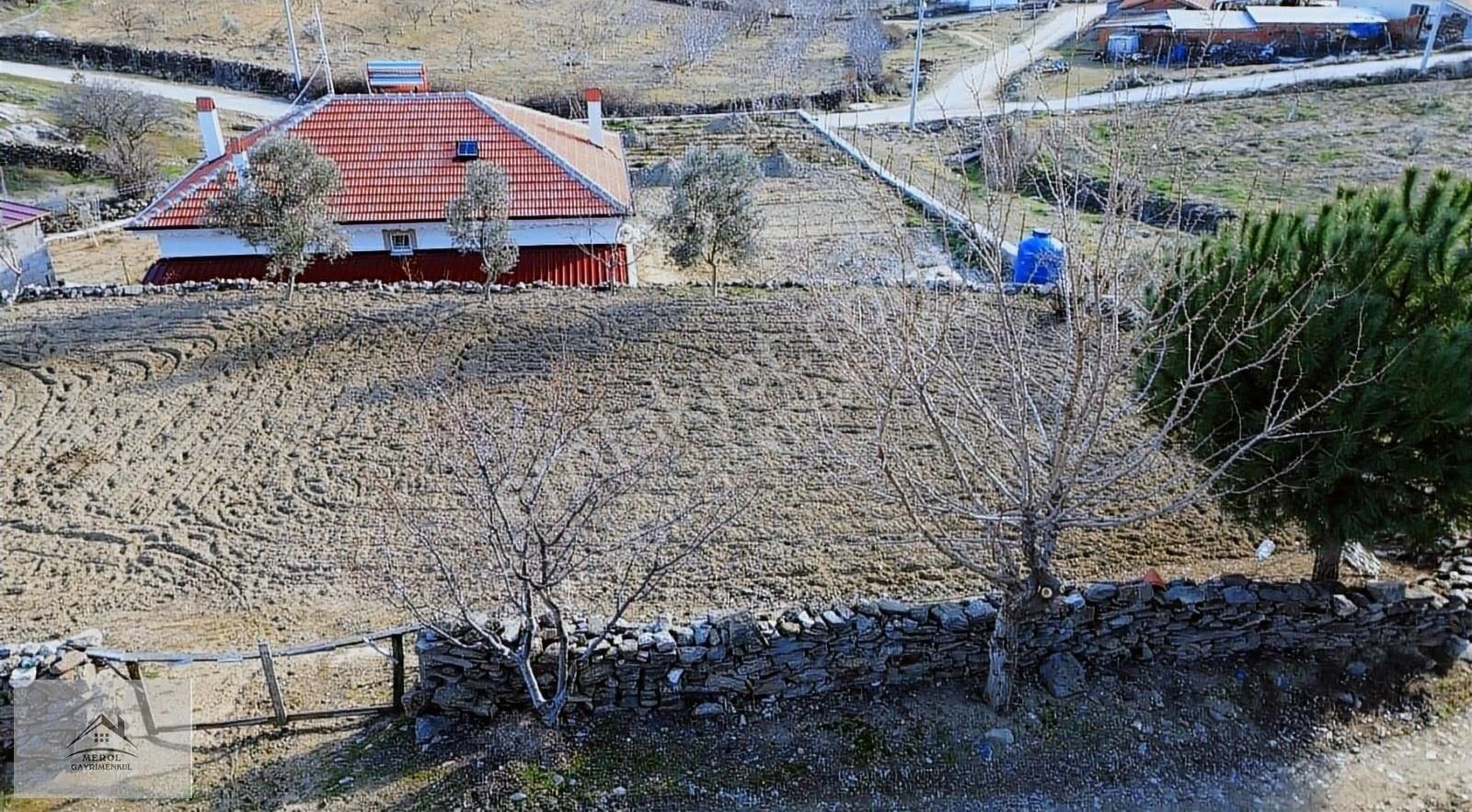 Eşme Güneyköy'de Köy İçinde İmarlı Satılık Arsa - Görsel 20