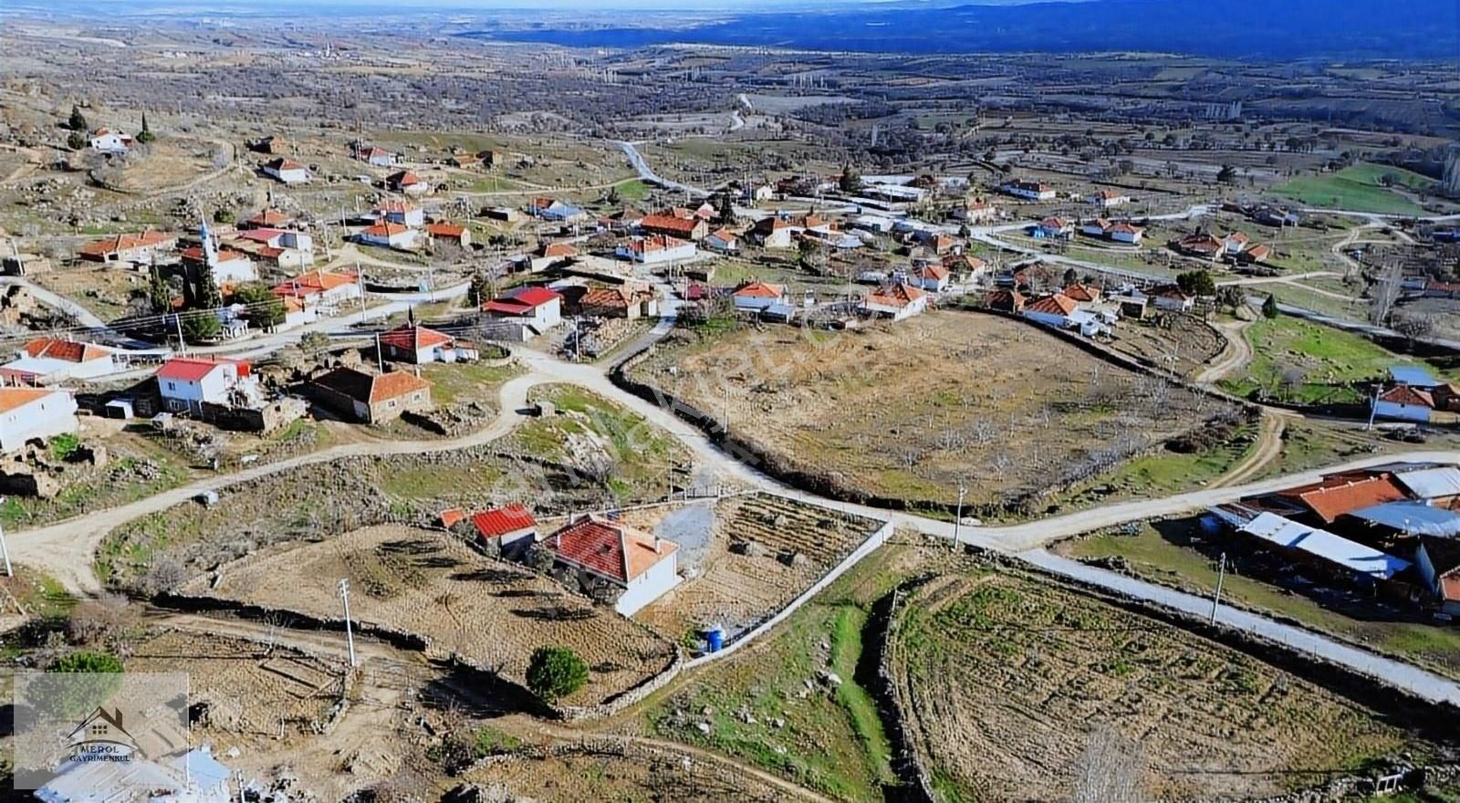Eşme Güneyköy'de Köy İçinde İmarlı Satılık Arsa - Görsel 22