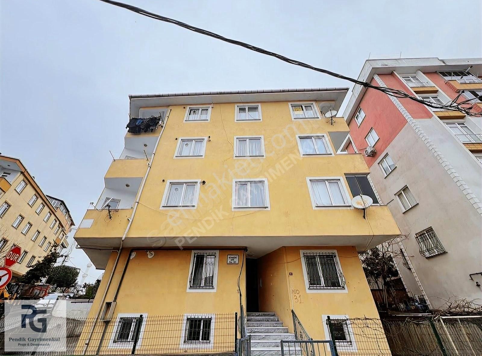 Pendik Esenler Satılık Daire Pendik Esenler Mah.mükemmel Konumda Satılık 2+2 Dubleks Daire