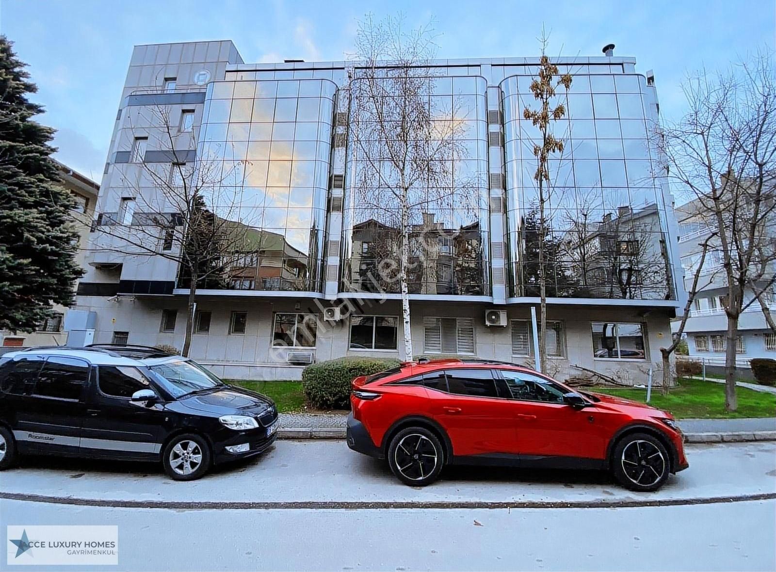 Çankaya Nasuh Akar Satılık Plaza Ankara Balgat Merkezi Konumda Satılık Komple Plaza