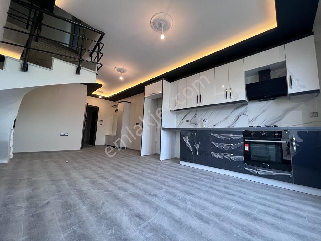 Akçay Aras Emlaktan Altınkumda 3+1 Dubleks Daire