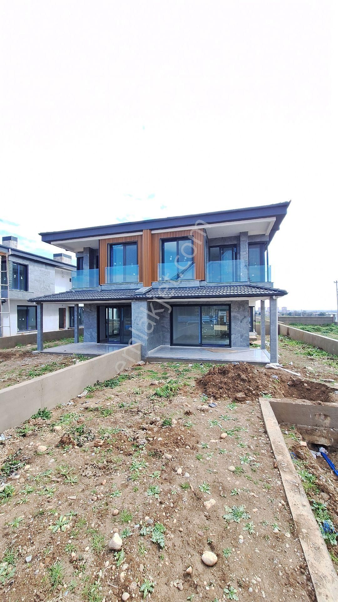 Çağdaş Emlak'tan Satılık Villa - Görsel 2