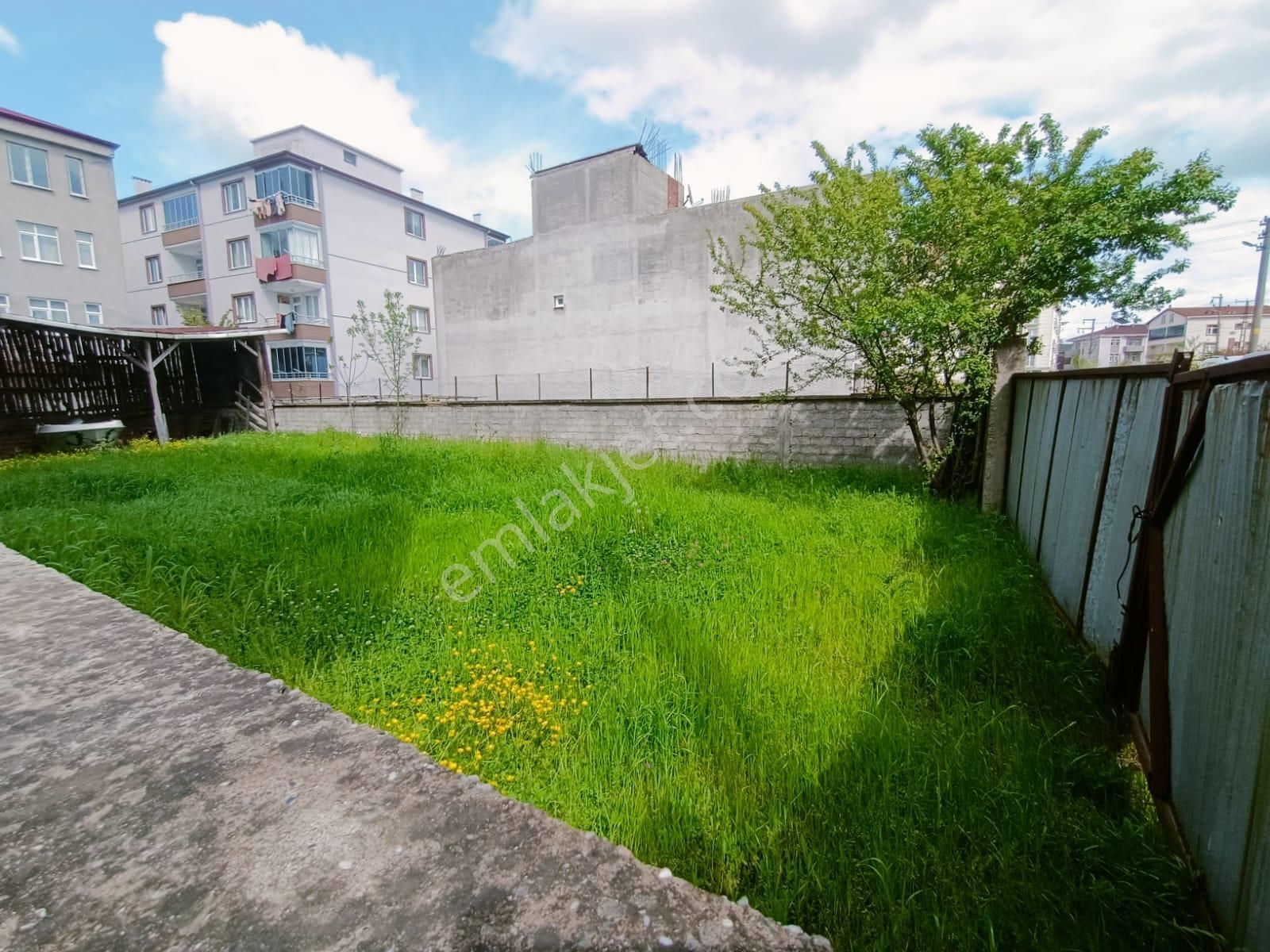 A.y.s. Gayrimenkul Den Kiralık Depo Luk 500 M2 Arsa