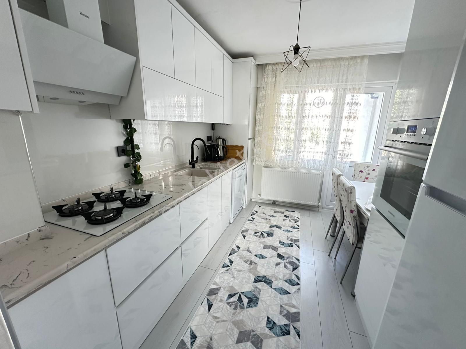 Söke Çeltikçi Mh Arakat Sıfır Tadılatlı Doğalgazlı 3+1 120 Mt2 Daire Satılık - Görsel 3