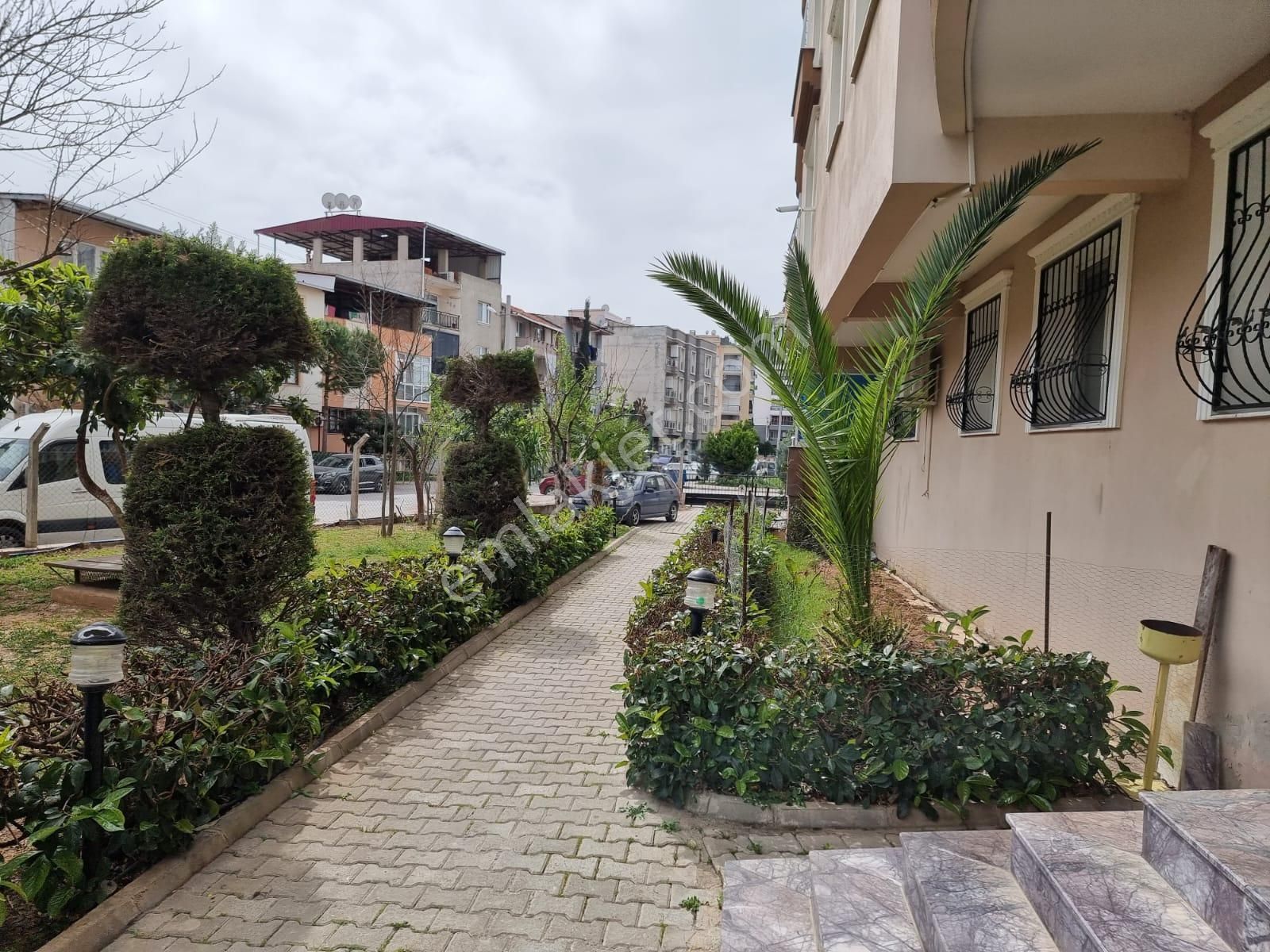 Buca Yıldız Satılık Daire İzmir Buca Yıldız Da 3+1 Satılık Arakat Daire