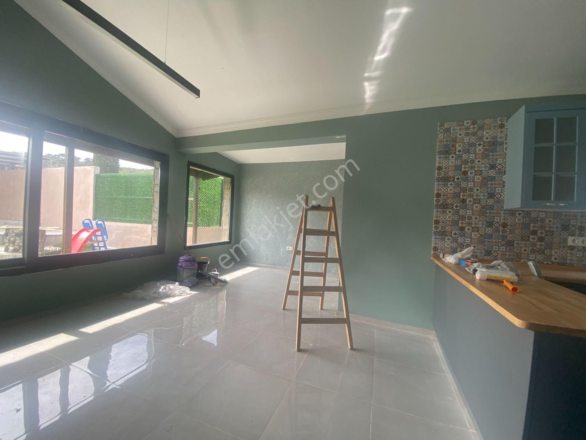 Dikili Güven Emlak'tan Demirtaş Köyünde Acil Satılık Müstakil Taş Ev - Görsel 16