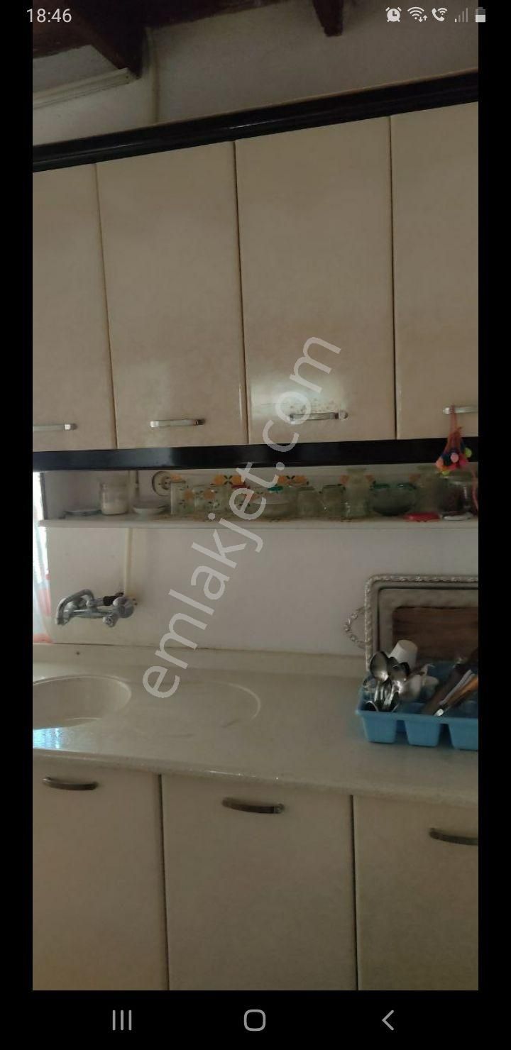 Pazarören Merkezde Müstakil Bahçeli Ev - Görsel 11