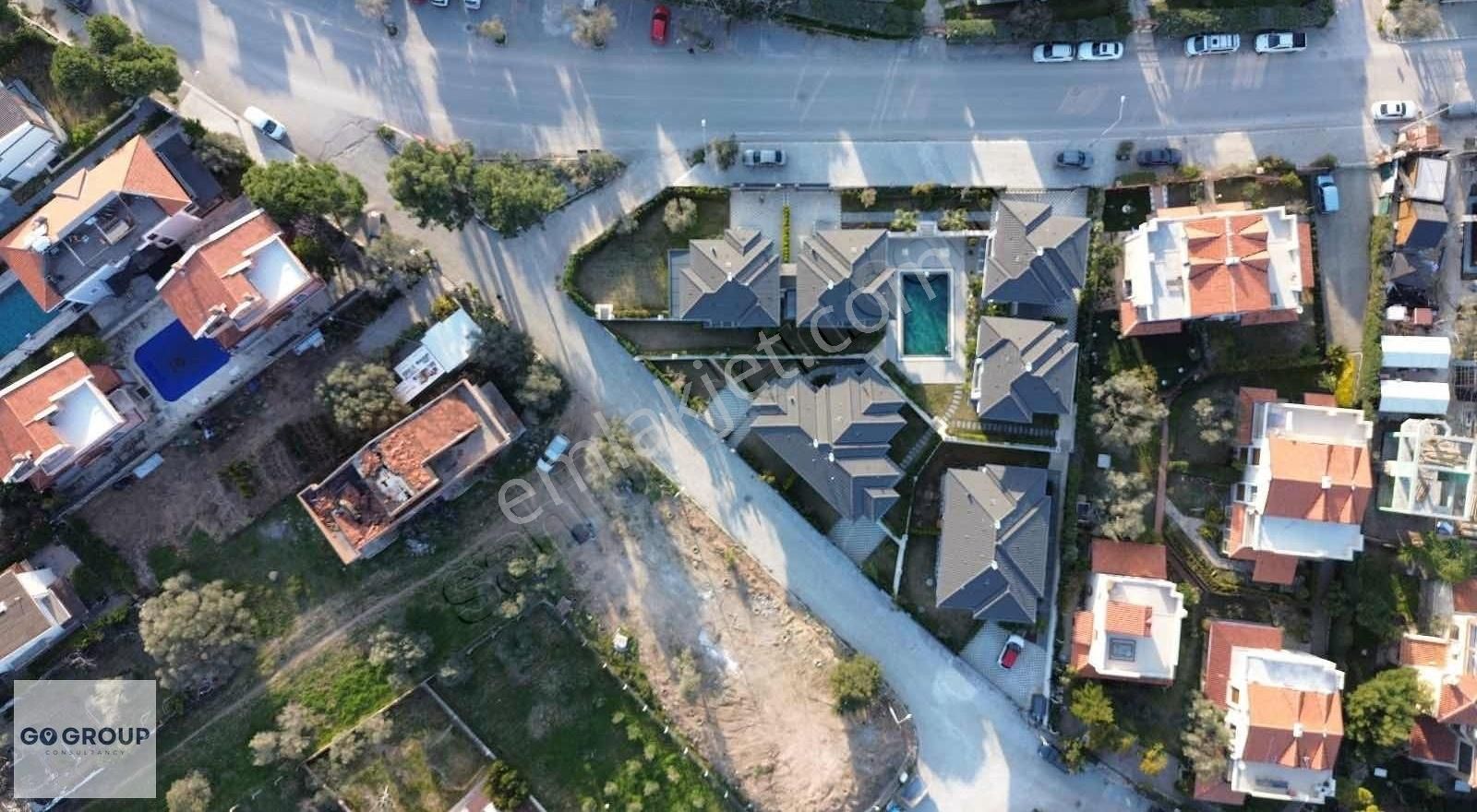 Urla Denizli Satılık Müstakil Ev Urla Çeşmealtı'nda Havuzlu Satılık Villa