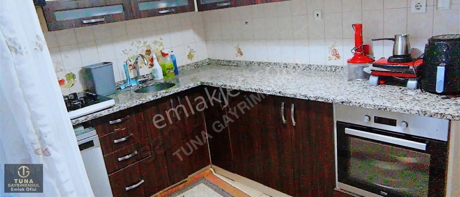 Esenler Oruçreis Satılık Daire Esenler Oruçreis De Satılık 2+1 Daire 4. Kat Hisse 18m2