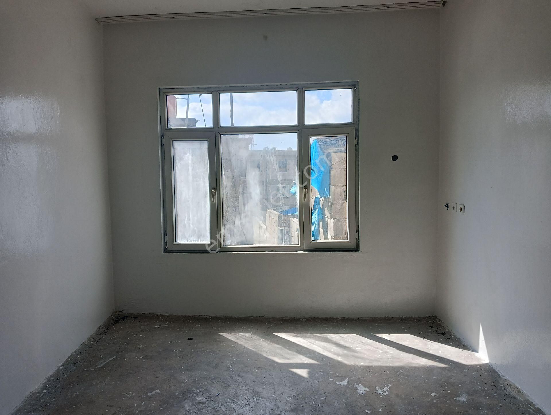 Akyol Gayrimenkul Den Satlık Müstakil Ev Karşıyada 3katlı 1+1 - Görsel 9