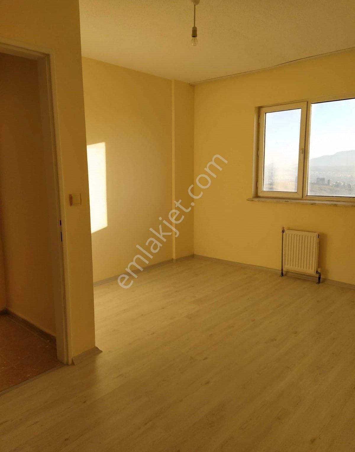 Toki Uzundere Konutları'nda 95 M² Doğalgazlı Kiralık 2+1 Daire