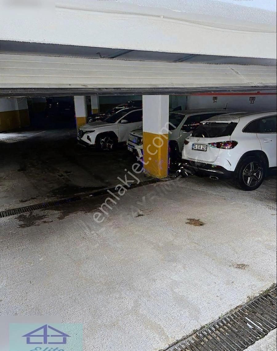 Elite'den Butik Sitede Oturuma Hazır Boğaz Cepheli Daire - Görsel 17