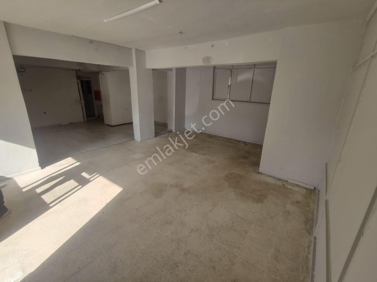 Konyaaltı Arapsuyu Kiralık Dükkan & Mağaza Antalya Konyaaltı Uluçta Kiralık Dükkân No.20425