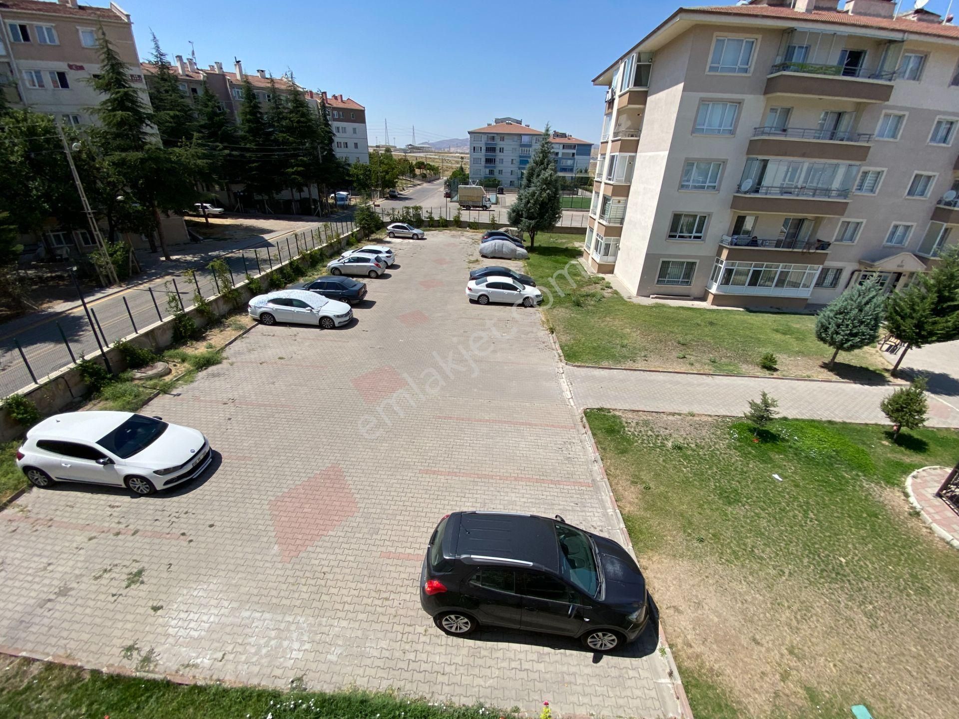 Site İçi Asansörlü Ebeveyn Banyolu Güneş İçinde Arakat Kiralık 3+1 Daire - Görsel 15