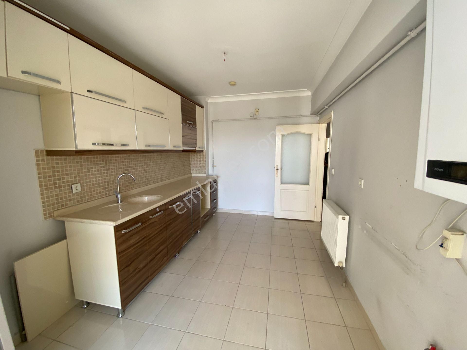 Site İçi Asansörlü Ebeveyn Banyolu Güneş İçinde Arakat Kiralık 3+1 Daire - Görsel 27