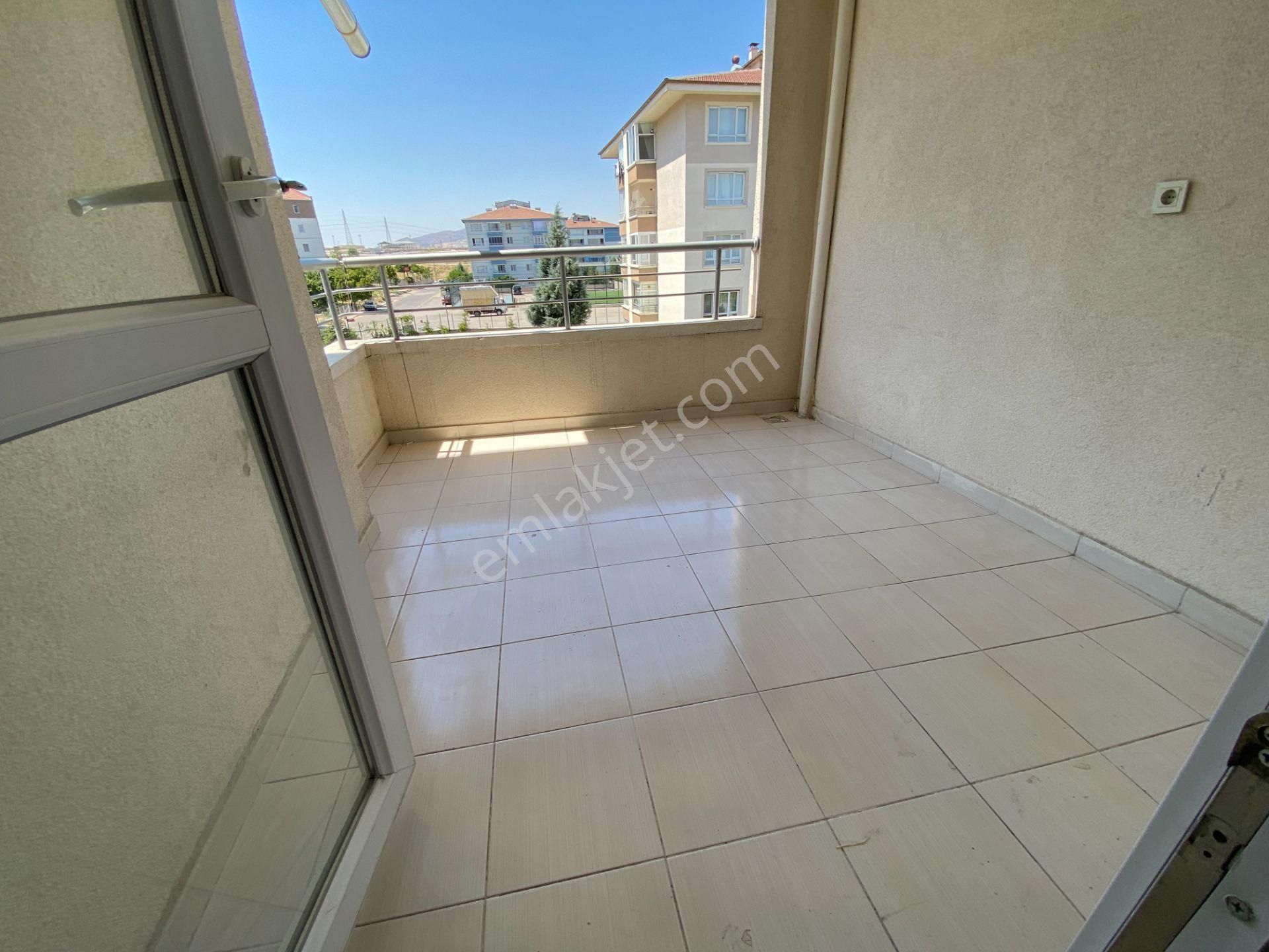 Site İçi Asansörlü Ebeveyn Banyolu Güneş İçinde Arakat Kiralık 3+1 Daire - Görsel 13