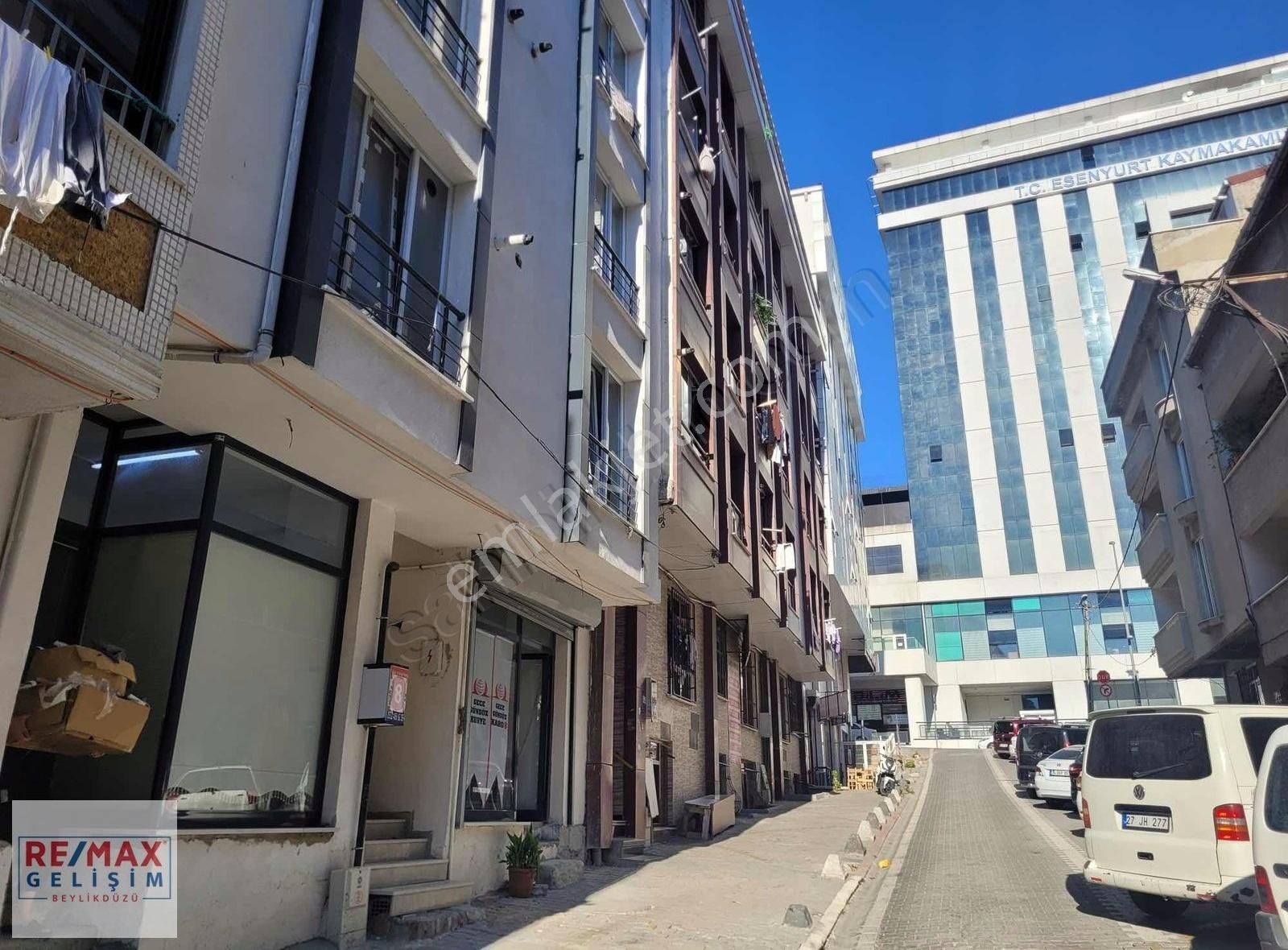 Esenyurt Zafer Satılık Dükkan & Mağaza Remax'den City Center Yakınında Satılık 2 Katlı Dükkan Depo