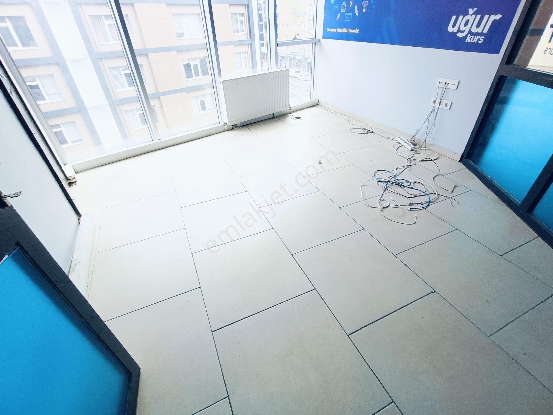 Tramvay Caddesi'nde Konum Olarak 300m² Kiralık Dükkan - Görsel 5