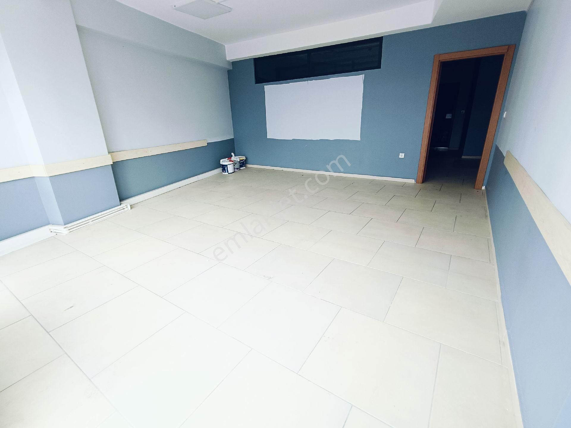 Tramvay Caddesi'nde Konum Olarak 300m² Kiralık Dükkan - Görsel 12