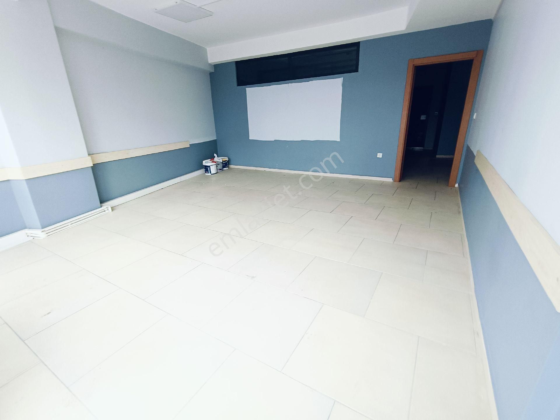 Tramvay Caddesi'nde Konum Olarak 300m² Kiralık Dükkan - Görsel 8