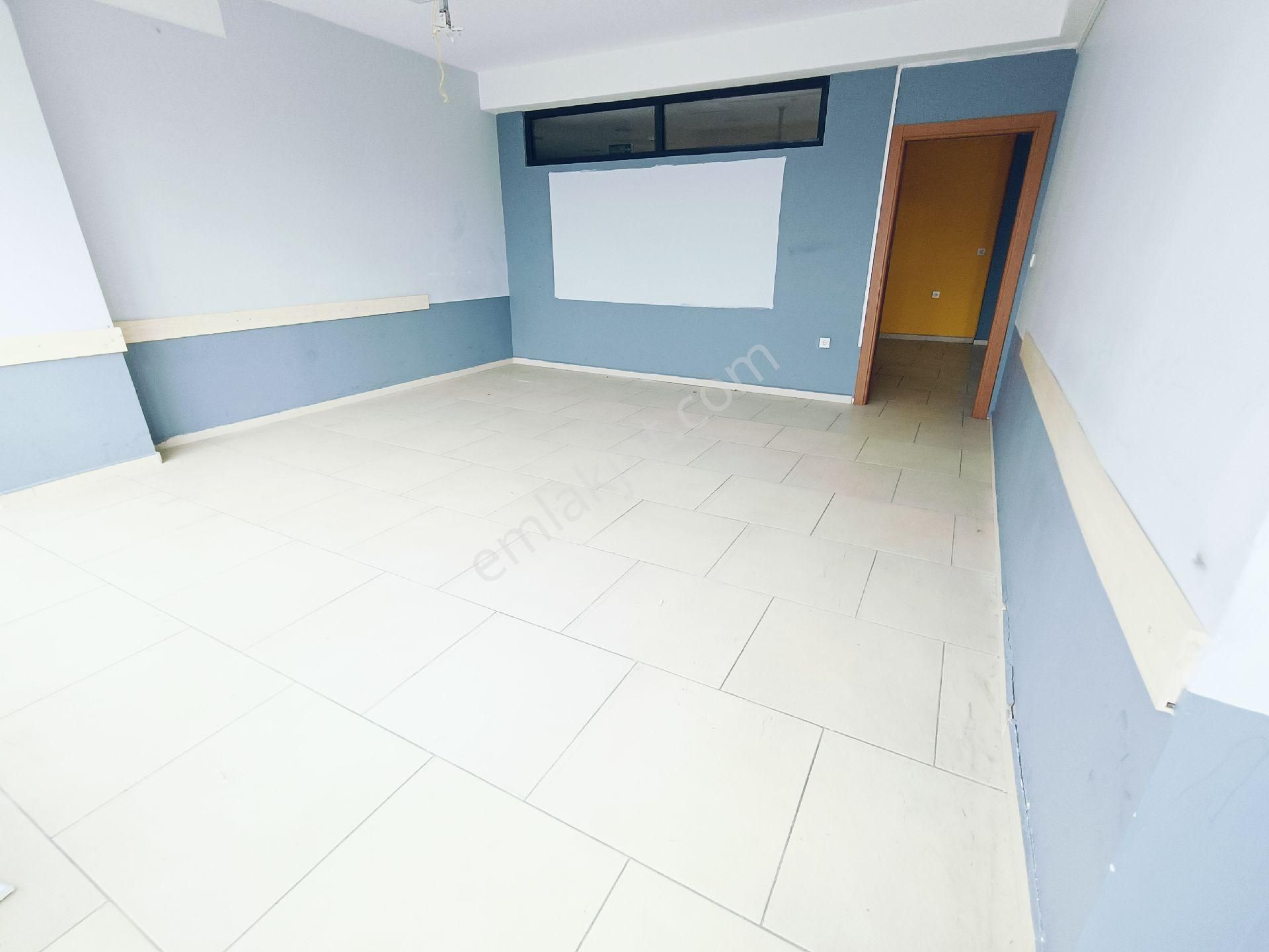 Tramvay Caddesi'nde Konum Olarak 300m² Kiralık Dükkan - Görsel 13