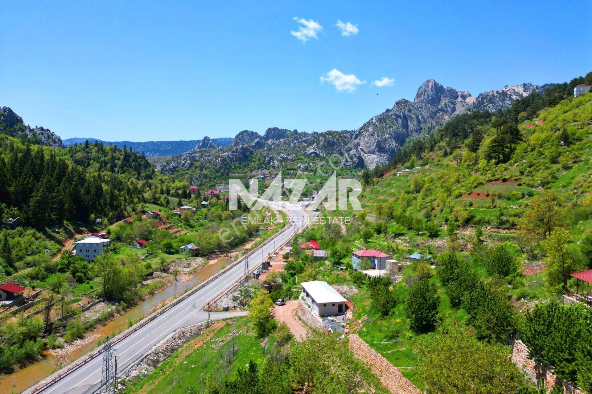 Alanya Şıhlar Çayarası Yaylası Satılık 206 M² Tarla Ve 2+1 Ev