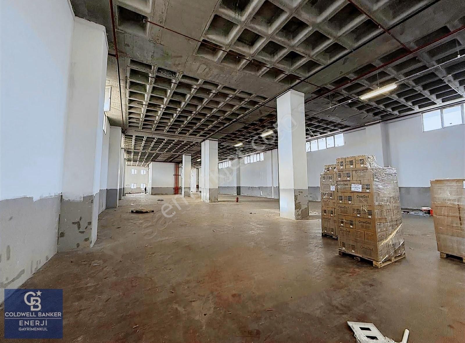 Hadımköy Kiralık 1500m2 Depo & Fabrika Katı Tır Yanaşır - Görsel 18