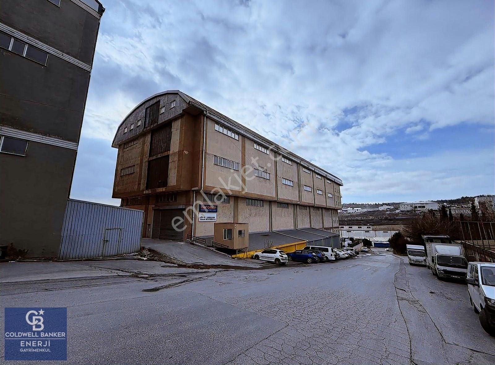 Hadımköy Kiralık 1500m2 Depo & Fabrika Katı Tır Yanaşır - Görsel 22