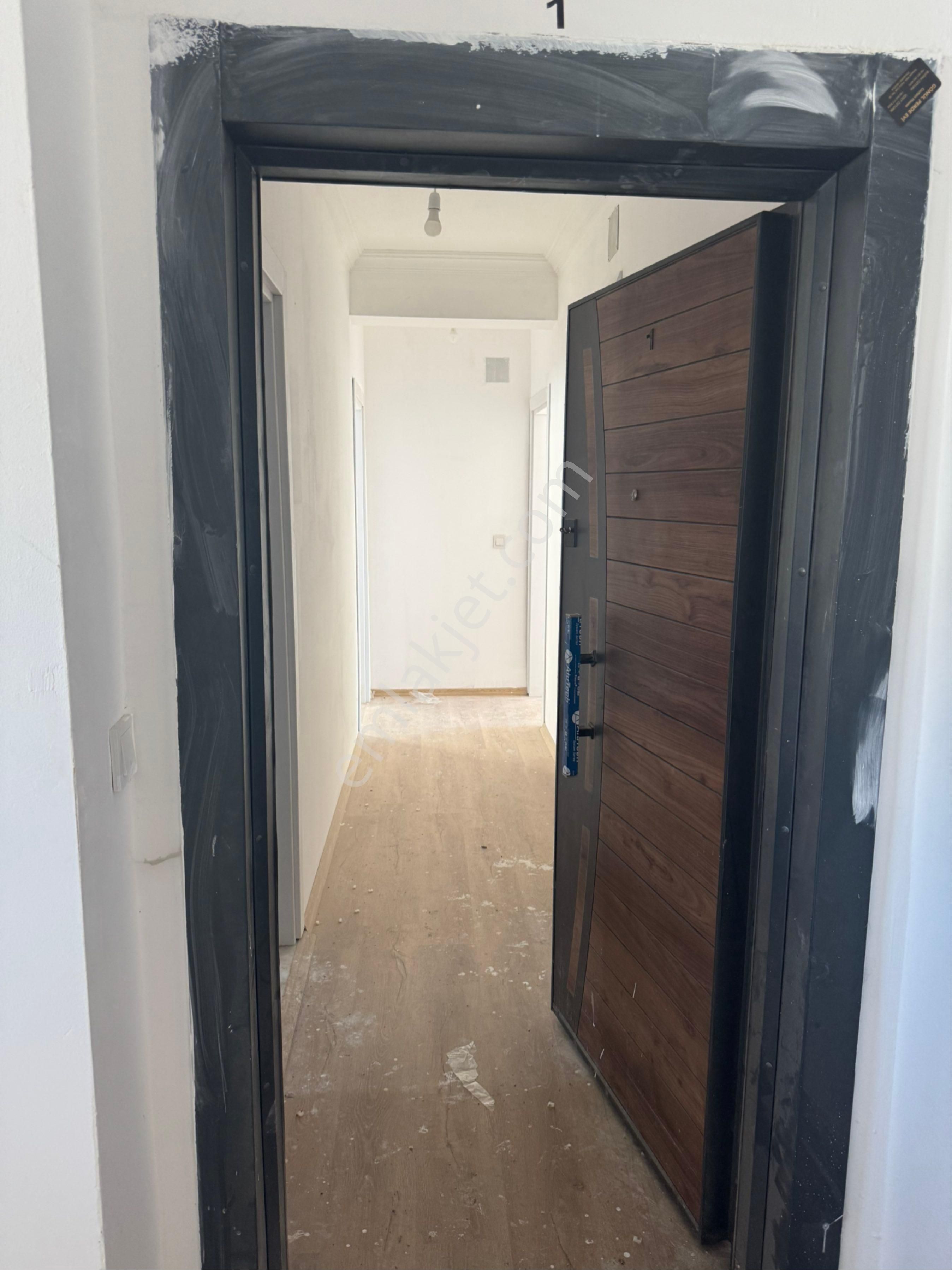 Günel Emlaktan Havuzlu 1+1 Daire - Görsel 4