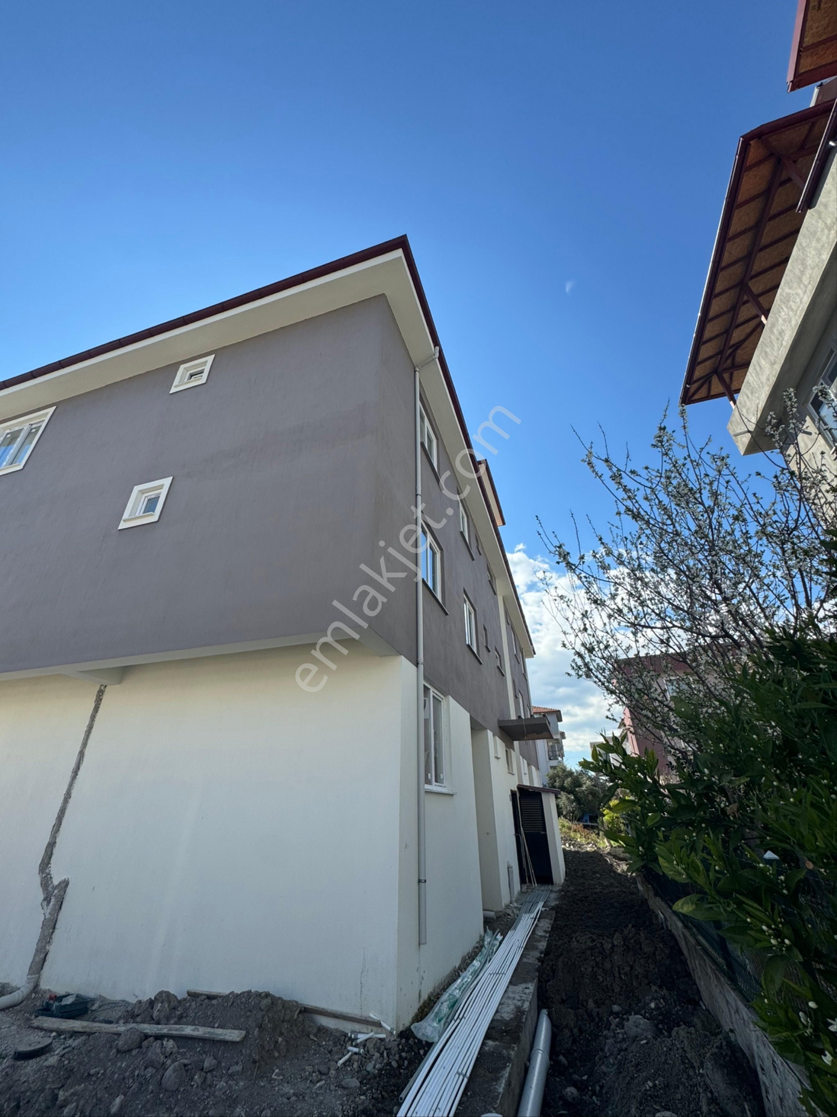 Günel Emlaktan Havuzlu 1+1 Daire - Görsel 13