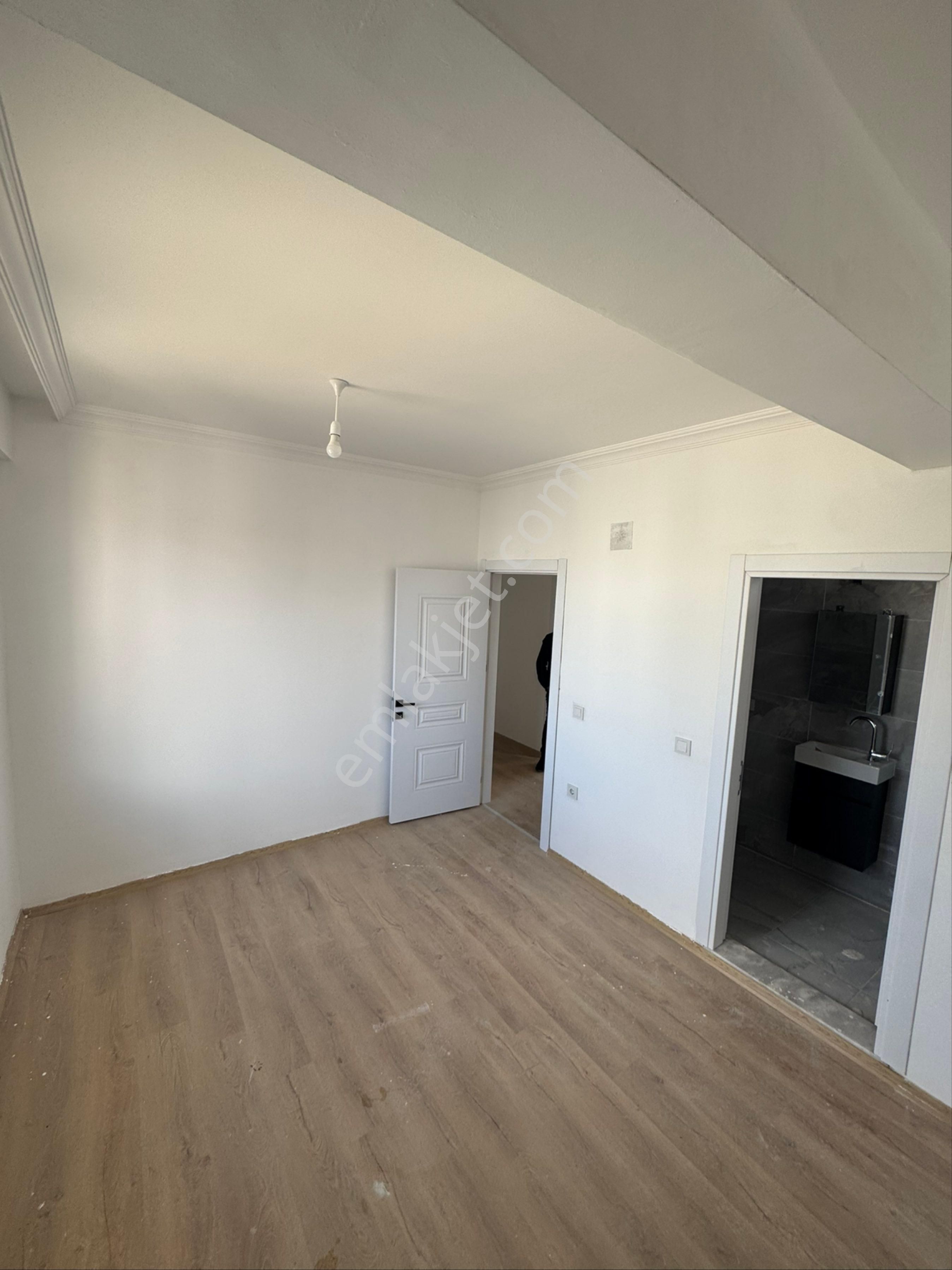 Günel Emlaktan Satılık Havuzlu 2+1 Daire - Görsel 10