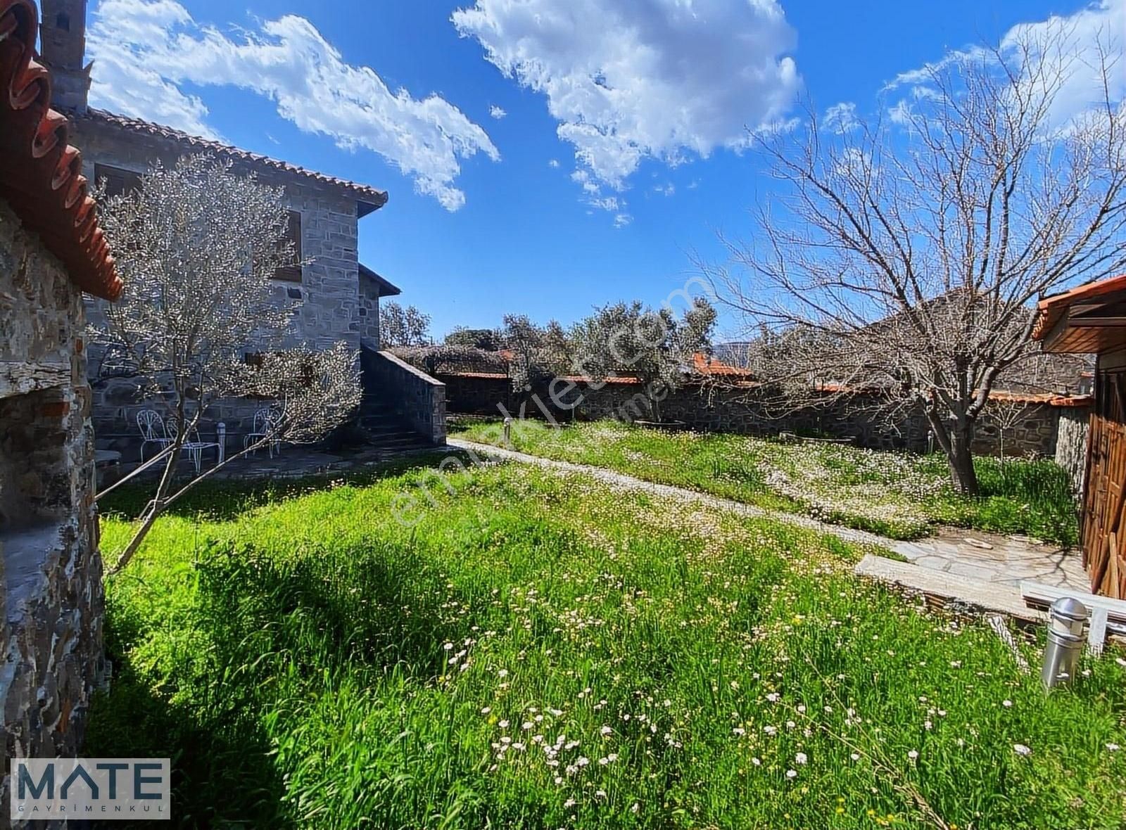 Urla Barbaros Köyünde 398 M2 Arsa İçinde Satılık Taş Villa - Görsel 16