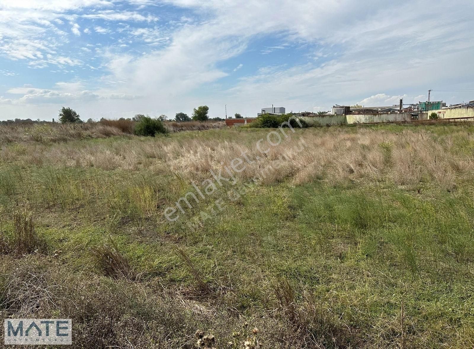 Karacabey'de Satılık Sanayi 4.969 M2 Depolama İmarlı Tek Tapu - Görsel 5