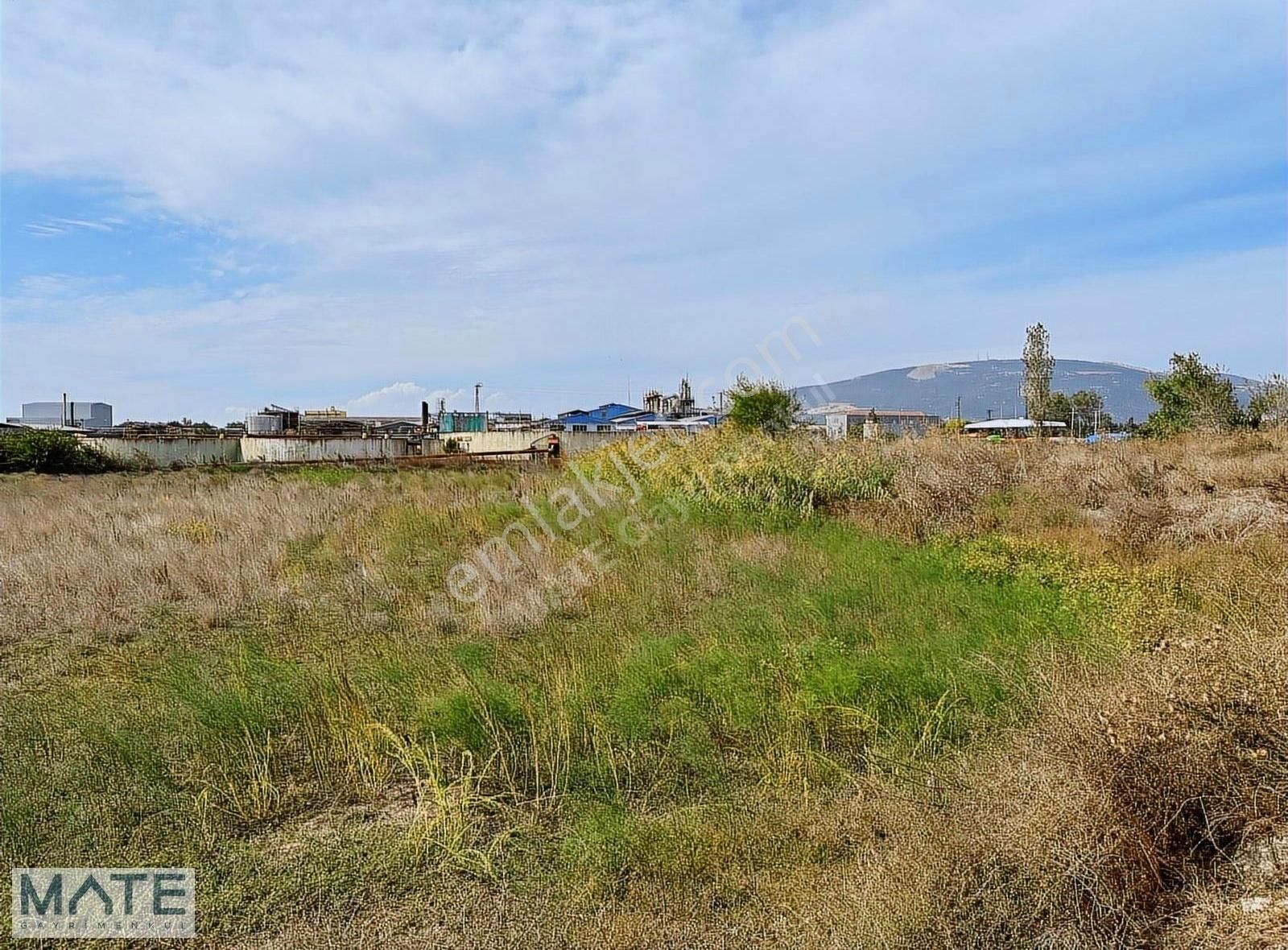 Karacabey'de Satılık Sanayi 4.969 M2 Depolama İmarlı Tek Tapu - Görsel 7