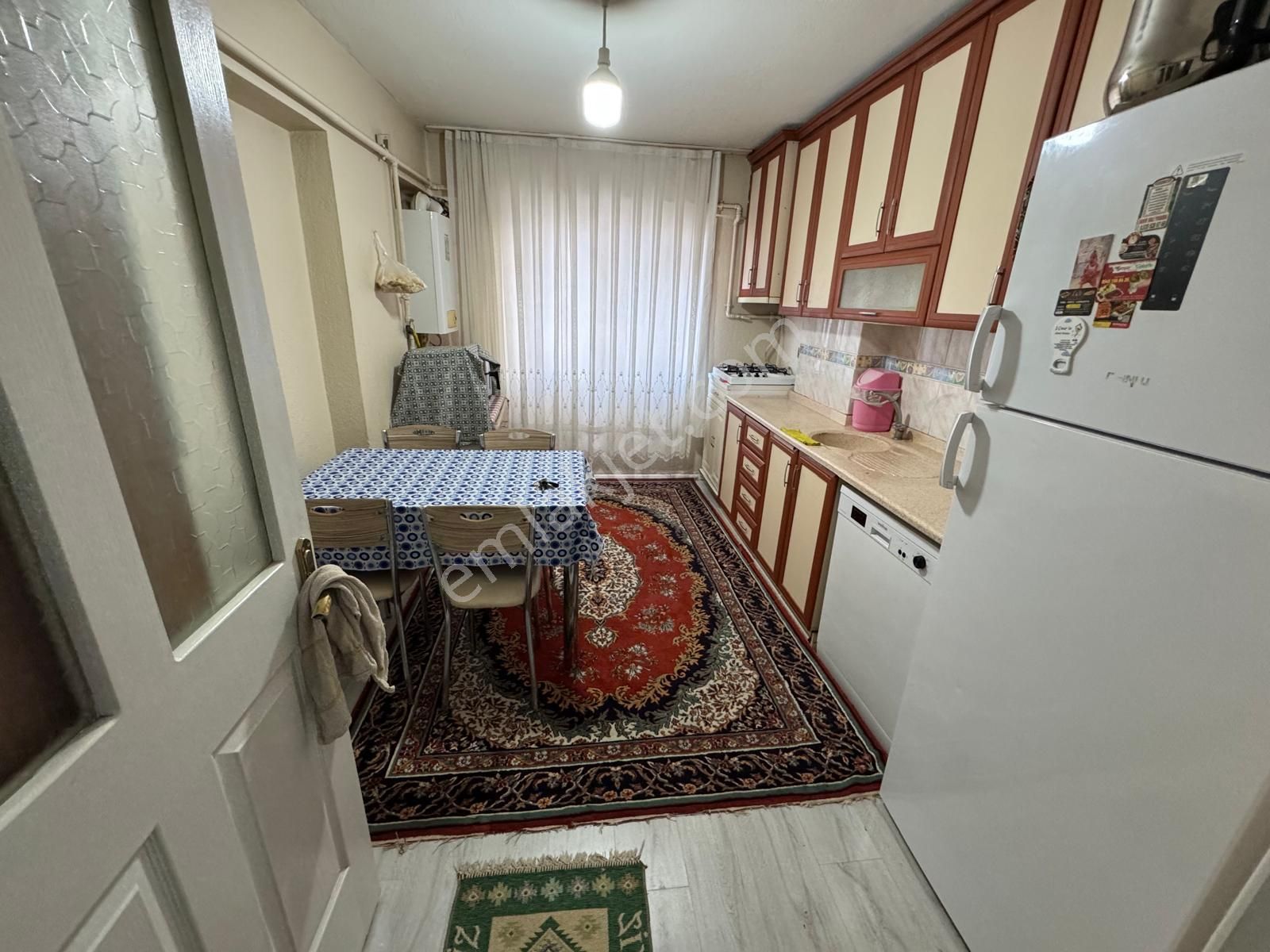 Turgutlu Turgutlar Satılık Daire Acil Satılık Manisa Turgutlu Turgutlar Mahallesinde 120 M2 3+1 Doğalgazlı Daire