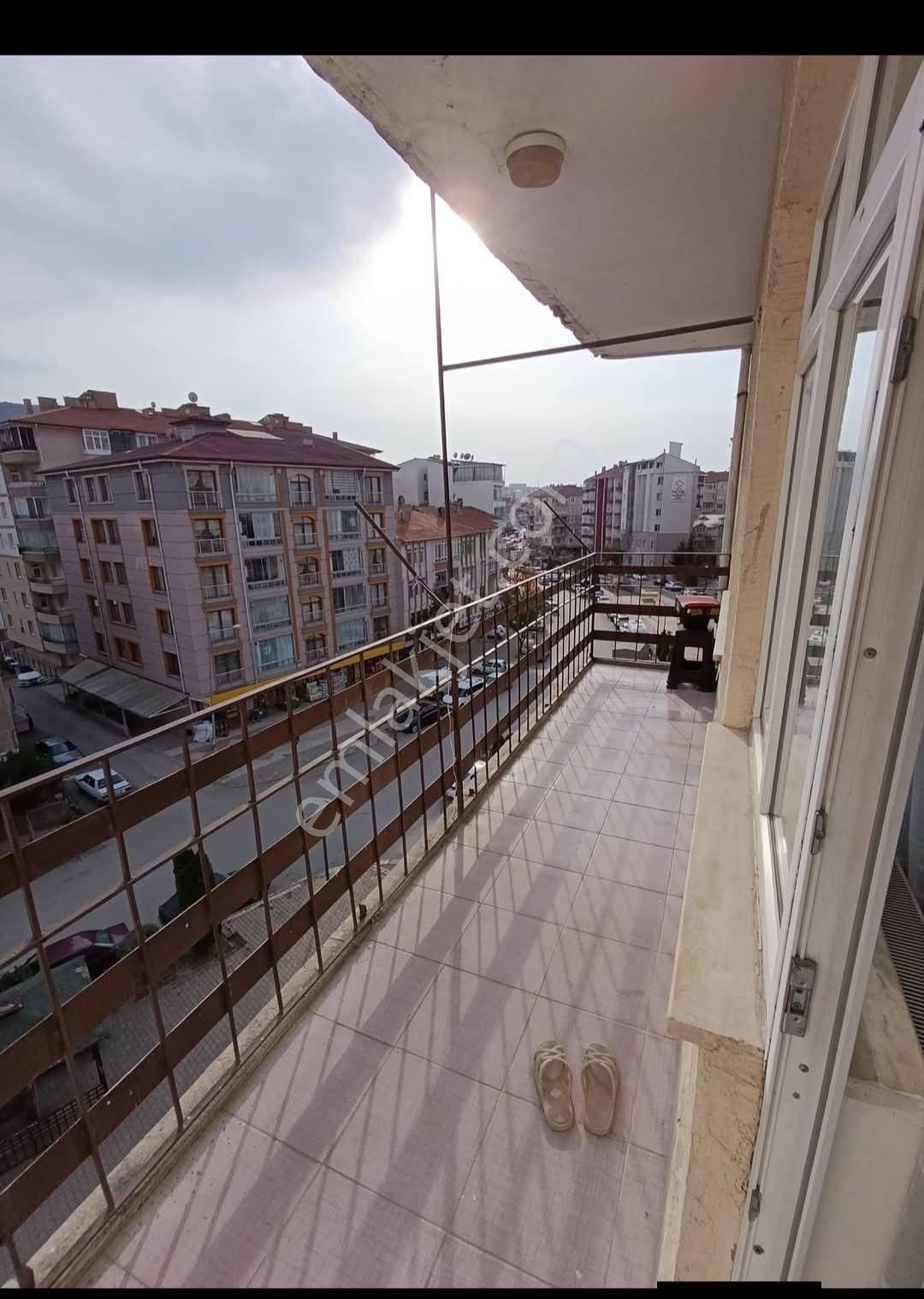 Gözel Emlaktan Şehir Merkezinde - Görsel 4