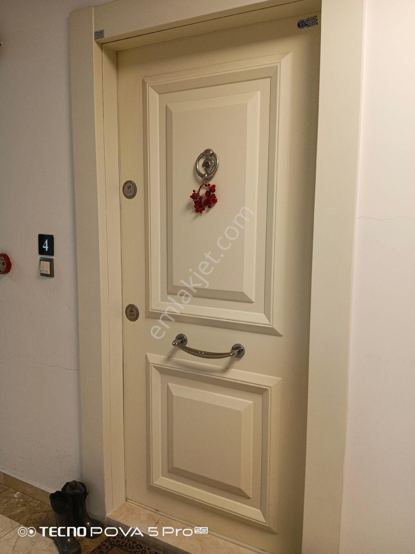 Beylikdüzü Kavaklı Merkezde 4 Yıllık Bınada 2+1 1.kat Satılık Kupon Daire - Görsel 8