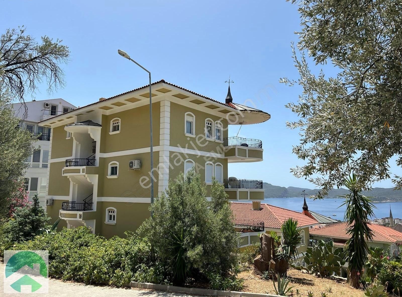 Kaş Andifli Satılık Daire Viga Emlak'tan Kaş Merkezde Havuz 3+1 Satılık Daire