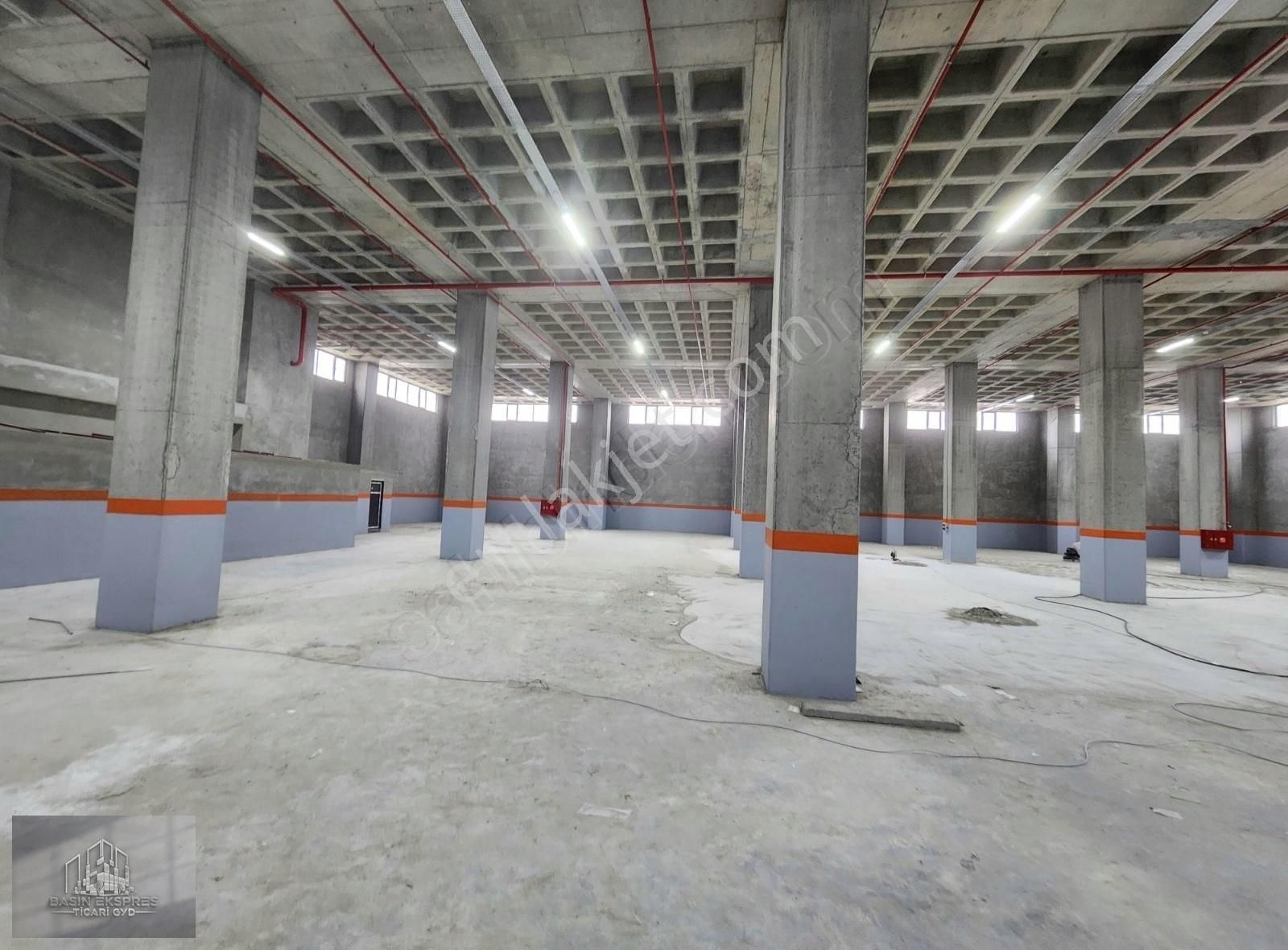 Sulyapıdan 2500 M2 İmalata Depolamaya Uygun Fabrika Katı - Görsel 3