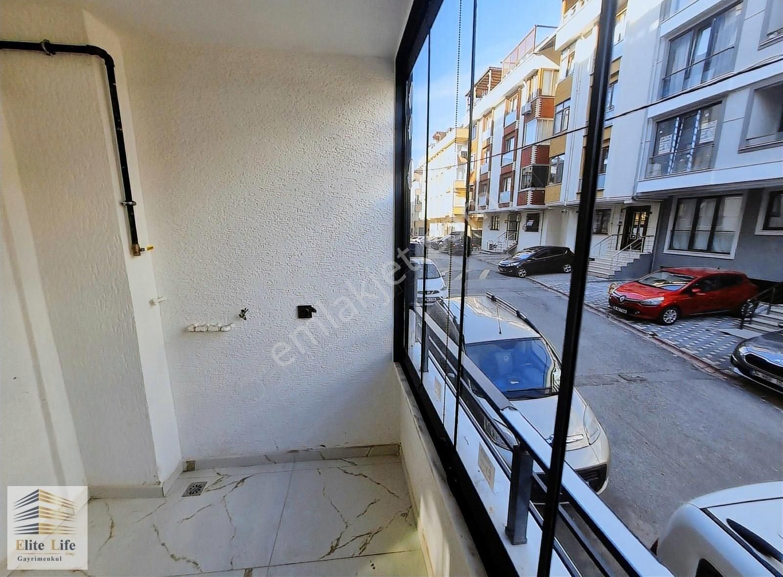 Çekmeköy Mimar Sinan Satılık Daire Çekmeköy Mimar Sinan Mahallesinde 3+1 140 M2 Geniş Satılık Daire