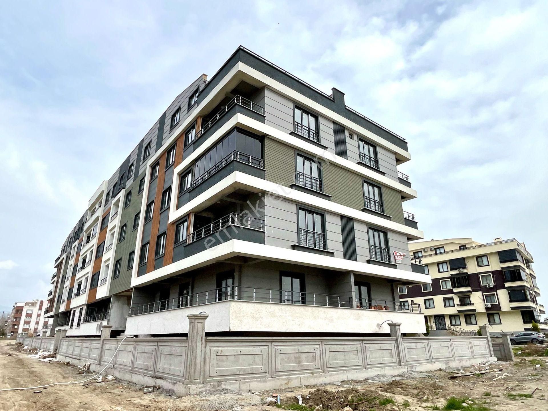 Yetkili Yükselden Altınkumda Otoparklı Ebeveynli 2+1 Lüx Daire